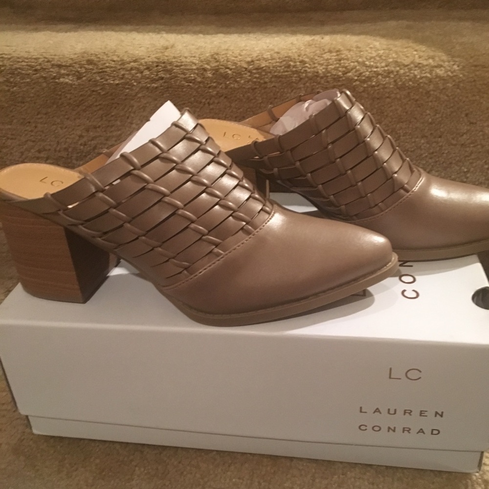 NWT LC Lauren Conrad Taupe mules 6.5 - Picture 4 of 8